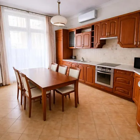 Sauna 4-bedroom Апартаменты